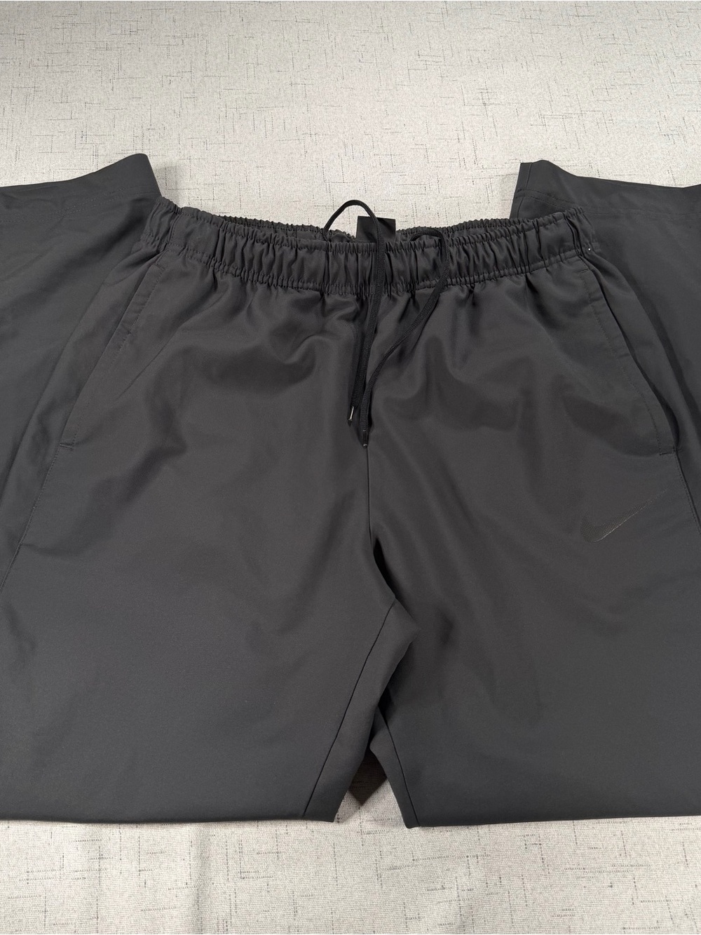Nike Dri-FIT Men’s Gray/Black Track Pants L 30" Inseam Drawstring Pockets